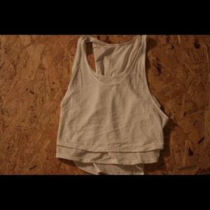 Lululemon crop top